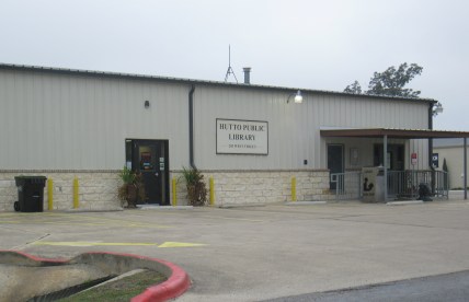 Hutto Public Library building